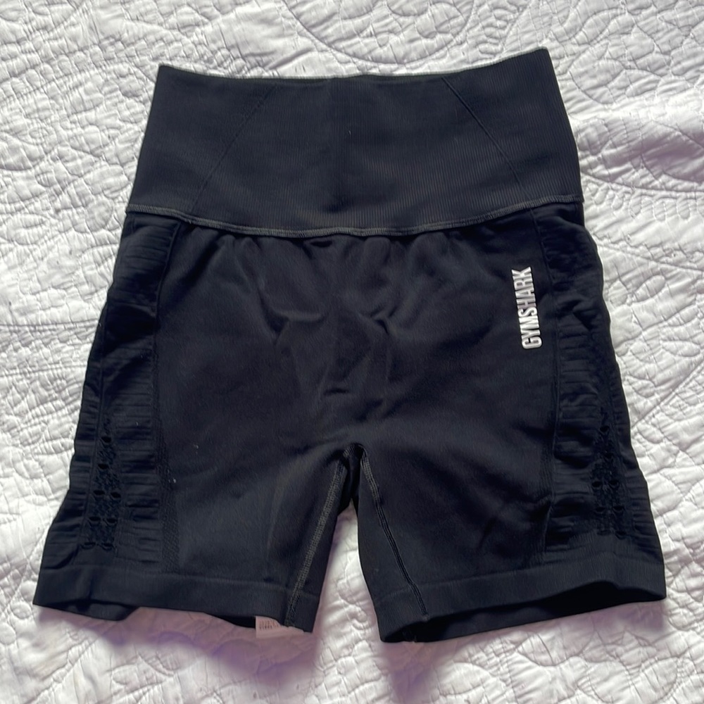 Black energy seamless gymshark shorts